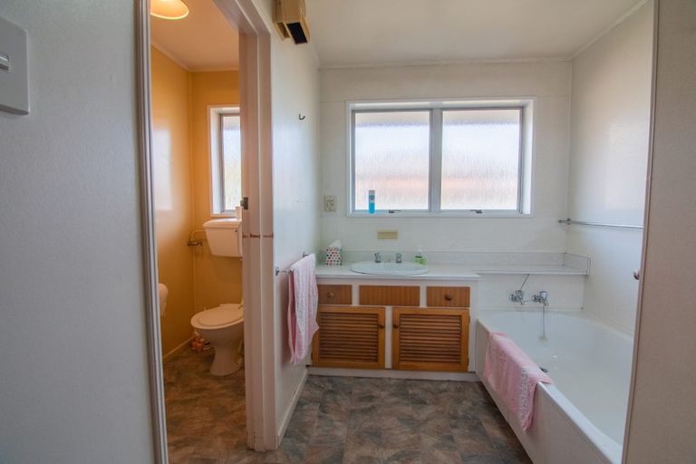 Photo of property in 114 Neplusultra Street, Cromwell, 9310