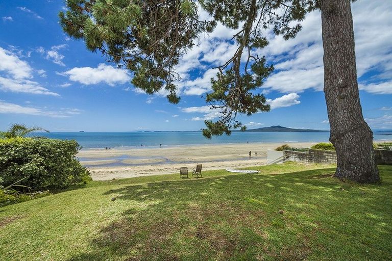 Photo of property in 35 Craig Road, Milford, Auckland, 0620