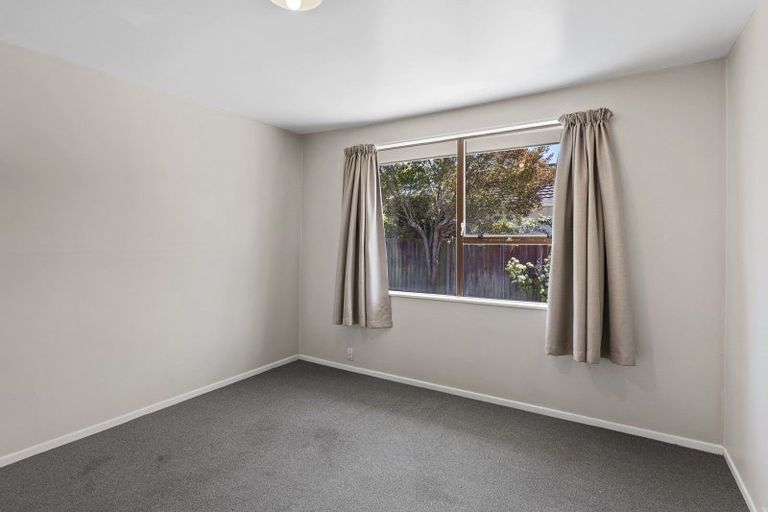 Photo of property in 1/14 Four Elms Place, Parklands, Christchurch, 8083
