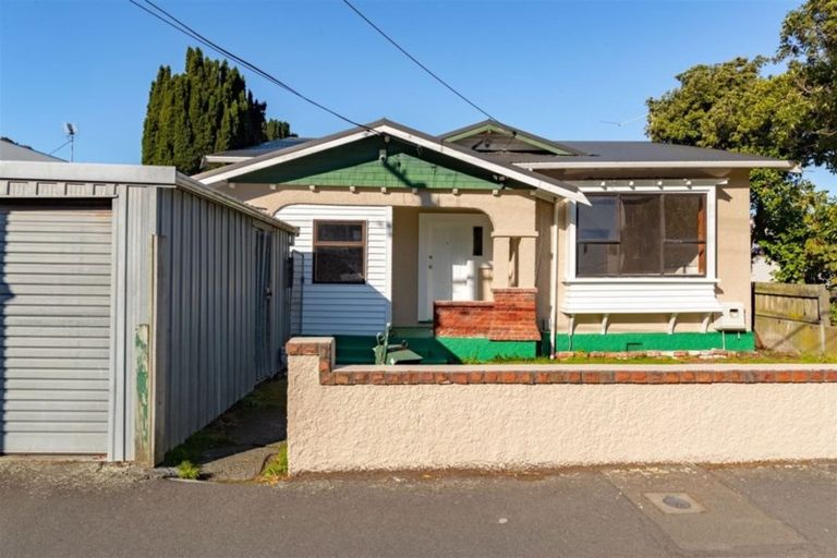 Photo of property in 22 Britannia Street, Petone, Lower Hutt, 5012