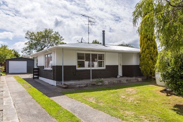 Photo of property in 31 William Benton Street, Featherston, 5710