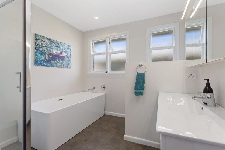 Photo of property in 13 Johns Road, Rangiora, 7400