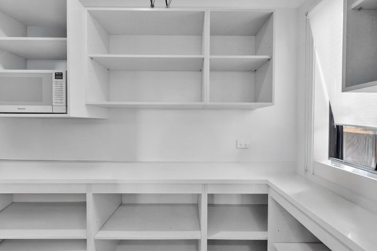 Photo of property in 20 Te Tiireke Drive, Glenview, Hamilton, 3206