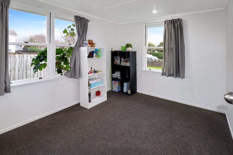 Photo of property in 55 Gordon Street, Avalon, Lower Hutt, 5011