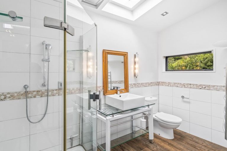 Photo of property in 7 Law Lane, Mount Pleasant, Christchurch, 8081