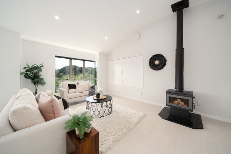 Photo of property in 5 Plumer Street, Johnsonville, Wellington, 6037