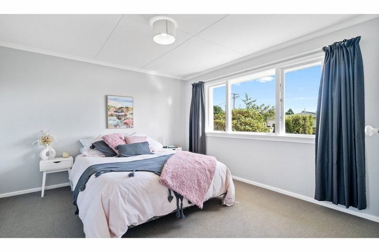 Photo of property in 29a Holloway Street, Waikiwi, Invercargill, 9810