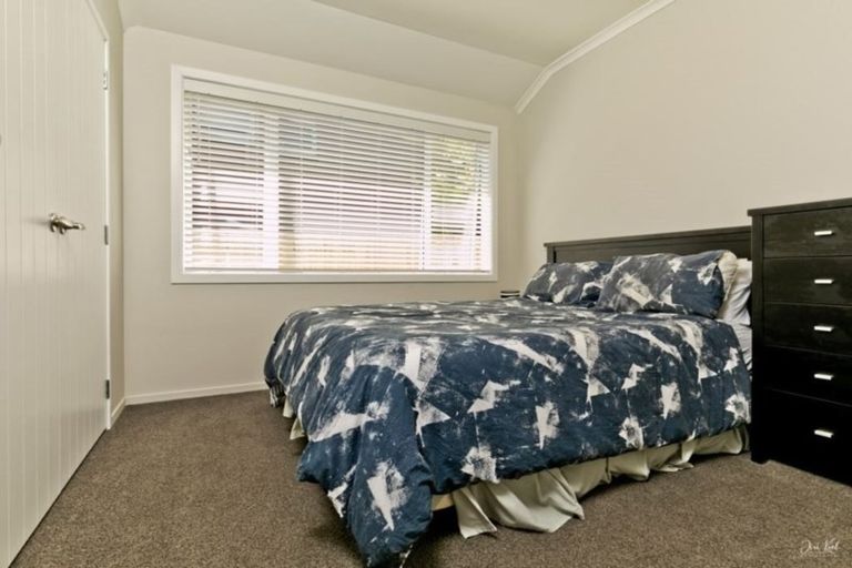 Photo of property in 352 Main Road, Huapai, Kumeu, 0810