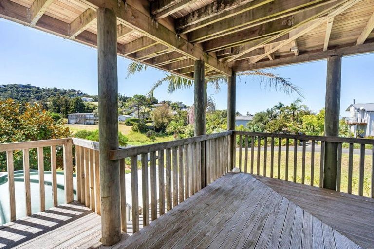 Photo of property in 28 Taranui Place, Mangawhai Heads, Mangawhai, 0505