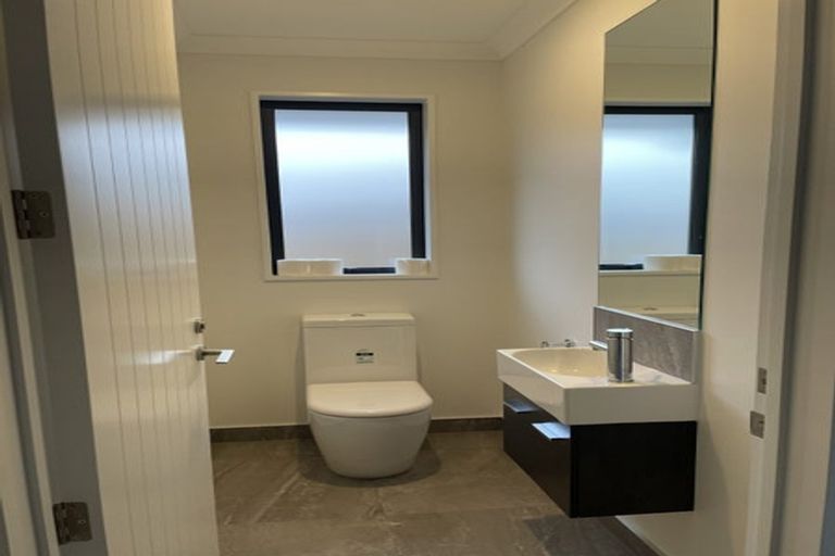 Photo of property in 28 Withers Crescent, Halswell, Christchurch, 8025