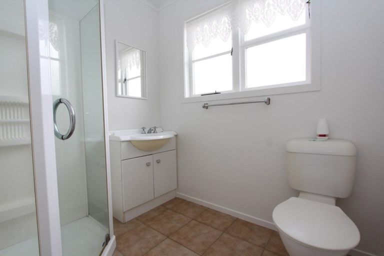 Photo of property in 16 Tranmere Road, Fairfield, Hamilton, 3214