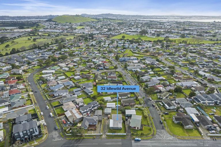 Photo of property in 32 Idlewild Avenue, Mangere, Auckland, 2022