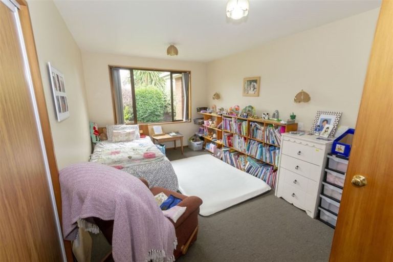 Photo of property in 1/2 Hare Street, Ilam, Christchurch, 8041