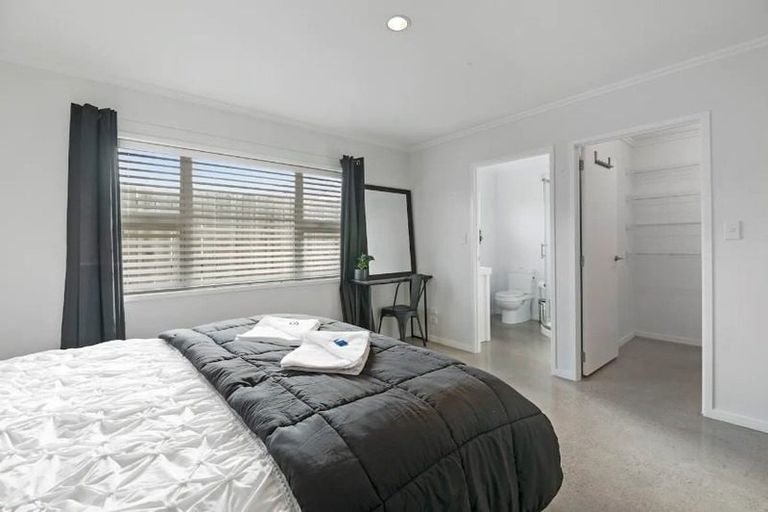 Photo of property in 1 Gibson Place, Papamoa Beach, Papamoa, 3118