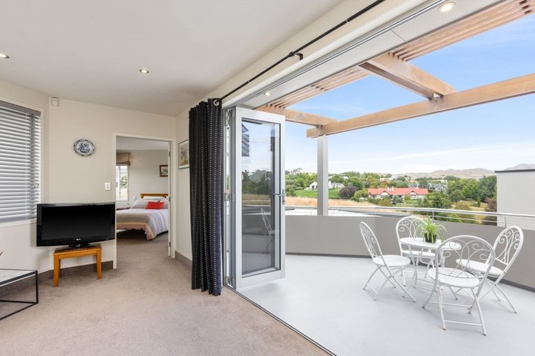 Photo of property in 88 Rochfort Road, Havelock North, 4130