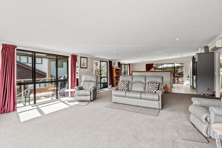 Photo of property in 59 Mcdonnell Road, Arrowtown, 9302