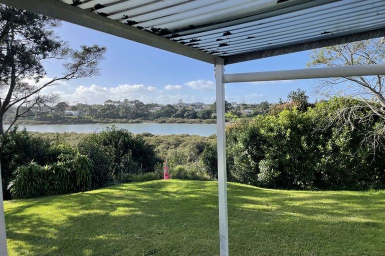 Photo of property in 171c Colwill Road, Massey, Auckland, 0614