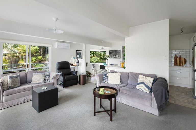 Photo of property in 12 Moana Drive, Tanners Point, Katikati, 3177