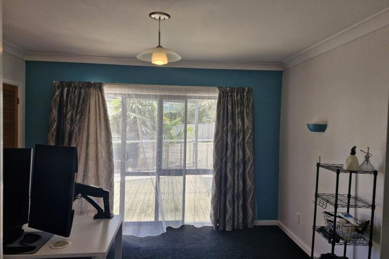 Photo of property in 66 Ngamotu Road, Spotswood, New Plymouth, 4310