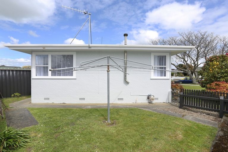 Photo of property in 52a Newton Place, Westbrook, Palmerston North, 4412