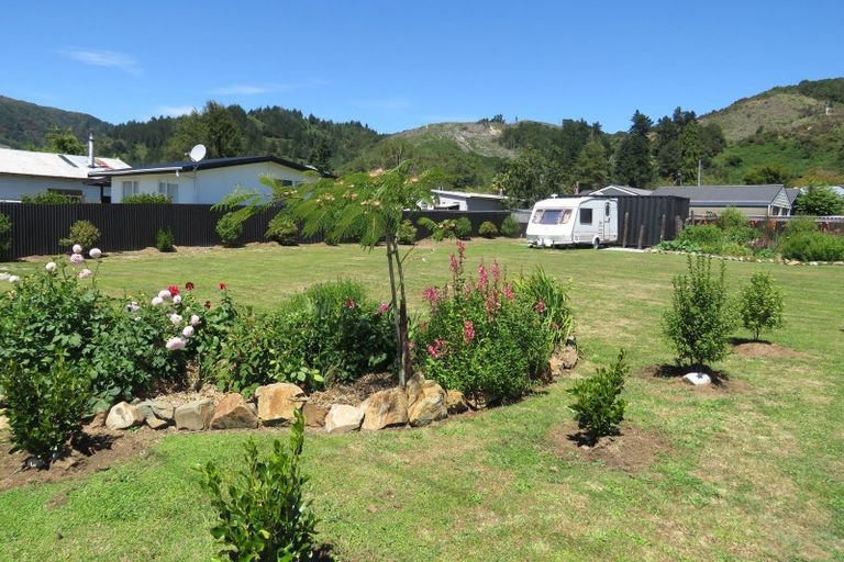 Photo of property in 77 Shiel Street, Reefton, 7830