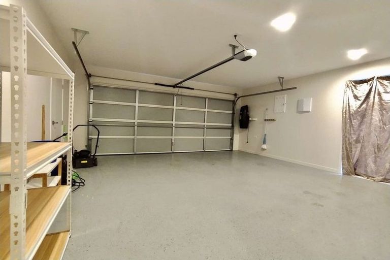 Photo of property in 74 Harrowglen Drive, Northcross, Auckland, 0630