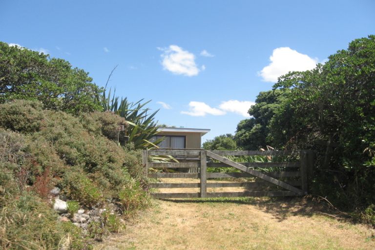 Photo of property in 121 Rogers Road, Pukehina, Te Puke, 3186