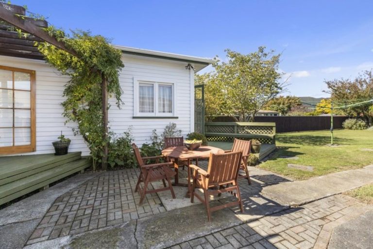 Photo of property in 21 Ariki Street, Boulcott, Lower Hutt, 5010