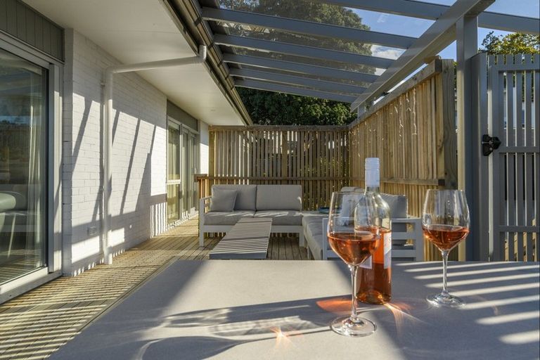 Photo of property in 30 Thirteenth Avenue, Tauranga South, Tauranga, 3112