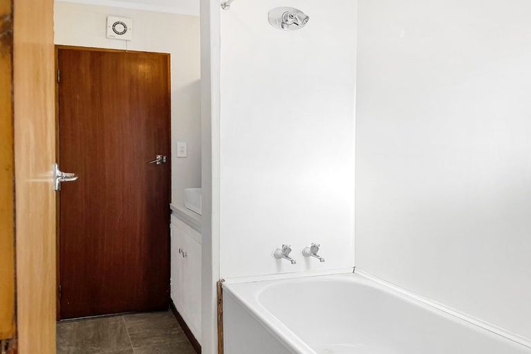 Photo of property in 1/702 Grays Road, Mahora, Hastings, 4120
