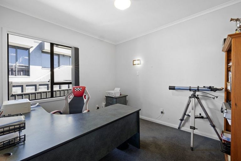 Photo of property in 3a Mission Street, Moturoa, New Plymouth, 4310