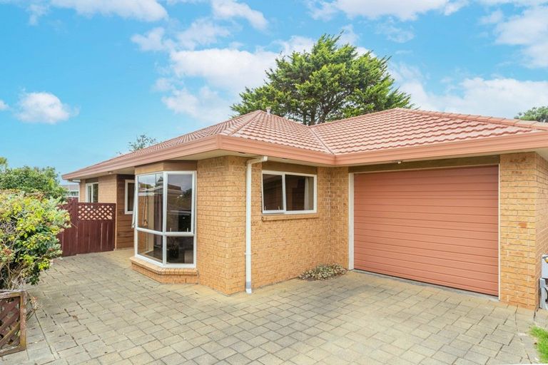 Photo of property in 13 Manly Garden, Paraparaumu Beach, Paraparaumu, 5032