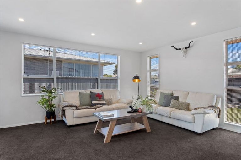 Photo of property in 65 Johns Road, Rangiora, 7400