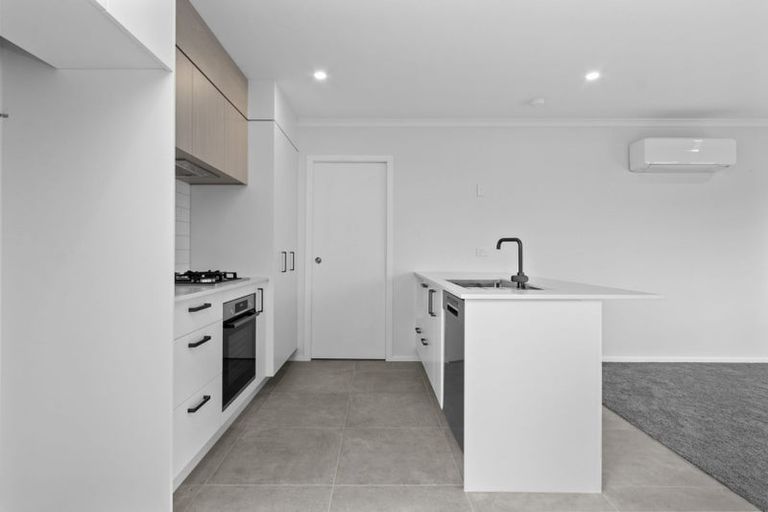 Photo of property in 1/54 Wellington Street, Howick, Auckland, 2014