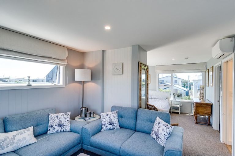 Photo of property in 3/30 Meeanee Quay, Westshore, Napier, 4110