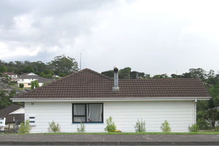 Photo of property in 30 Moire Road, Massey, Auckland, 0614