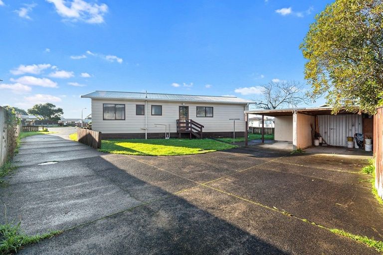 Photo of property in 1/19 Templeton Place, Clendon Park, Auckland, 2103