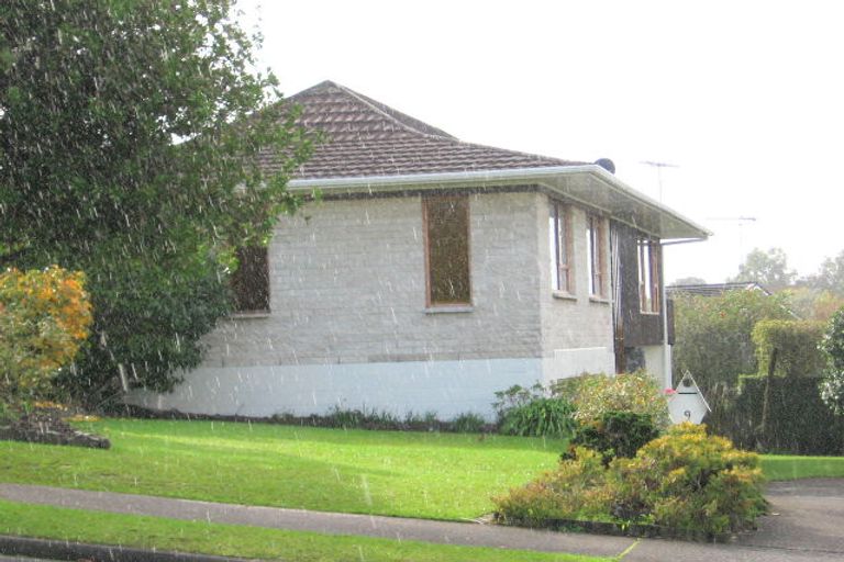 Photo of property in 9 Maxwelton Drive, Mairangi Bay, Auckland, 0630