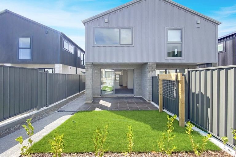 Photo of property in 5 Tokitoki Way, Kenepuru, Porirua, 5022