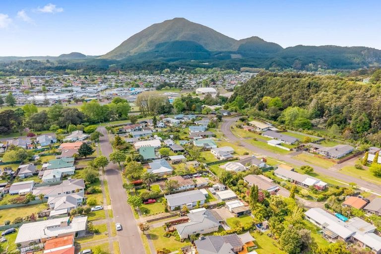 Photo of property in 18 Mackenzie Street, Kawerau, 3127