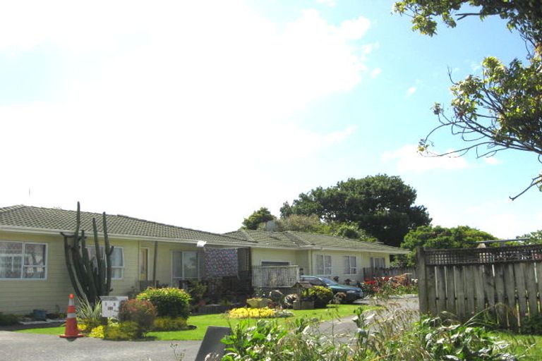 Photo of property in 2/280 Porchester Road, Takanini, 2112