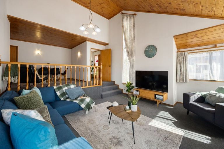 Photo of property in 100 Totara Drive, Pukete, Hamilton, 3200