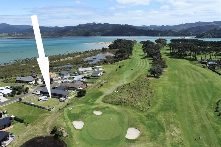 Photo of property in 130 Kelly Jade Avenue, Matarangi, Whitianga, 3592