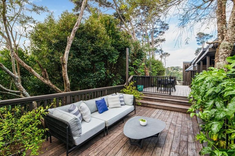 Photo of property in 172 Huia Road, Titirangi, Auckland, 0604