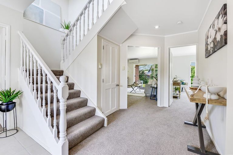 Photo of property in 17 Willowfield Place, Pukete, Hamilton, 3200