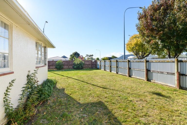 Photo of property in 660 Featherston Street, Roslyn, Palmerston North, 4414