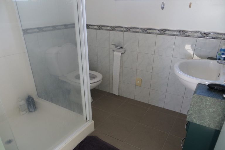 Photo of property in 1/11 Rakaia Rise, Clover Park, Auckland, 2019