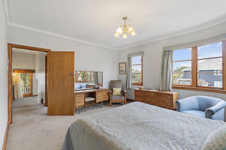 Photo of property in 212 Victoria Avenue, Hokowhitu, Palmerston North, 4410