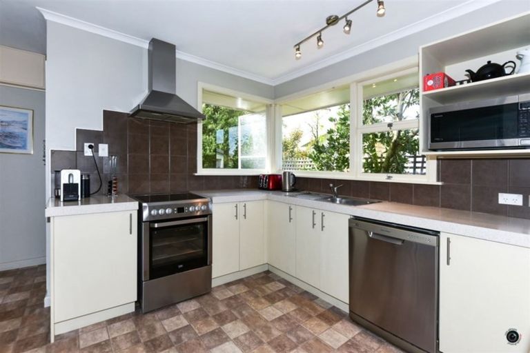 Photo of property in 27 Longmuir Street, Ilam, Christchurch, 8041