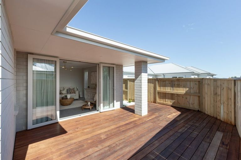 Photo of property in 11b Western Avenue, Omokoroa, 3114